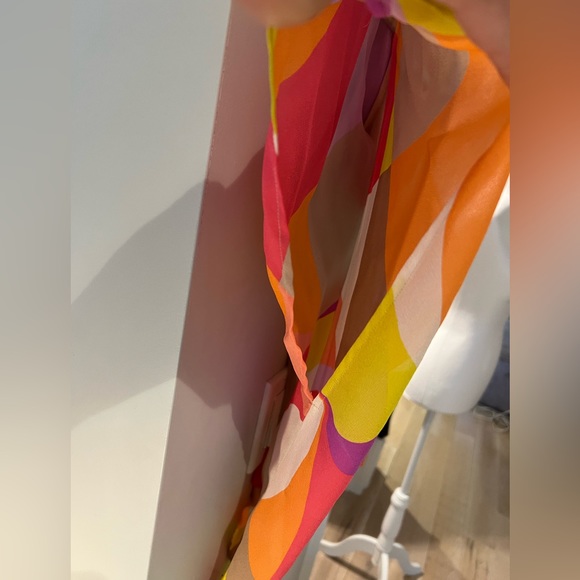 Trina Turk Flow Top - Picture 13 of 14